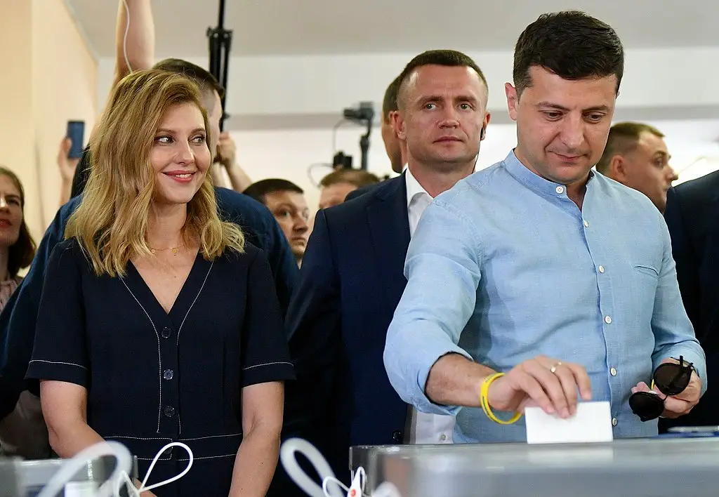 Volodymyr Zelenskyy:     . Persönliche Vorlieben und Führungsstil: