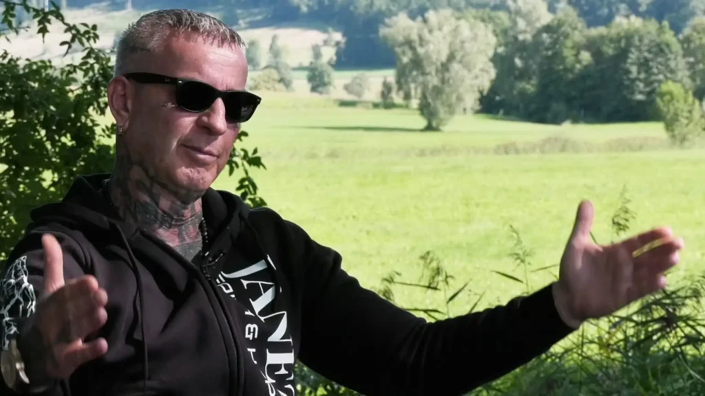 Janez Ekart alter Persönlicher Hintergrund