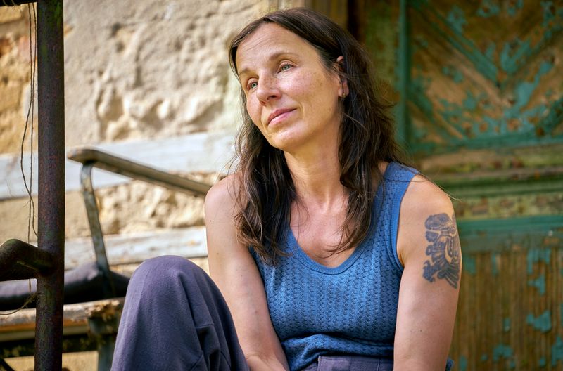 meret becker jung Künstlerischer Stil und Ausdruck