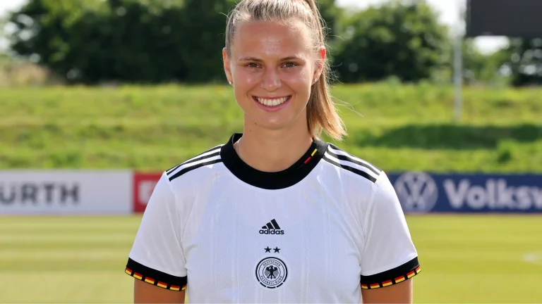 Klara Bühl Freund: Privatleben, Beziehung, Karriere, Tagesablauf, Ernährung & Hobbys des deutschen Fußballstars