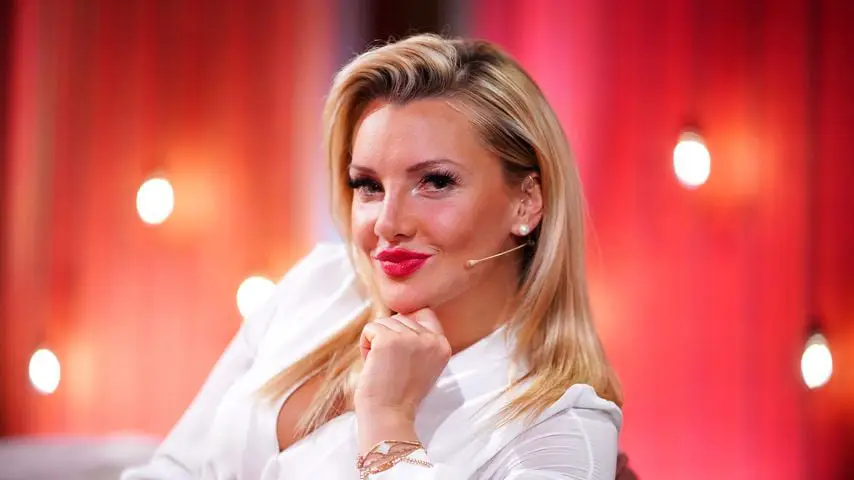 evelyn burdecki vermögen Tagesablauf