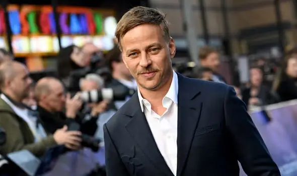 Tom Wlaschihas Partner Beziehungsstatus, Tagesablauf und Ernährung: Ein tiefer Einblick in das Privatleben des Game of Thrones-Stars