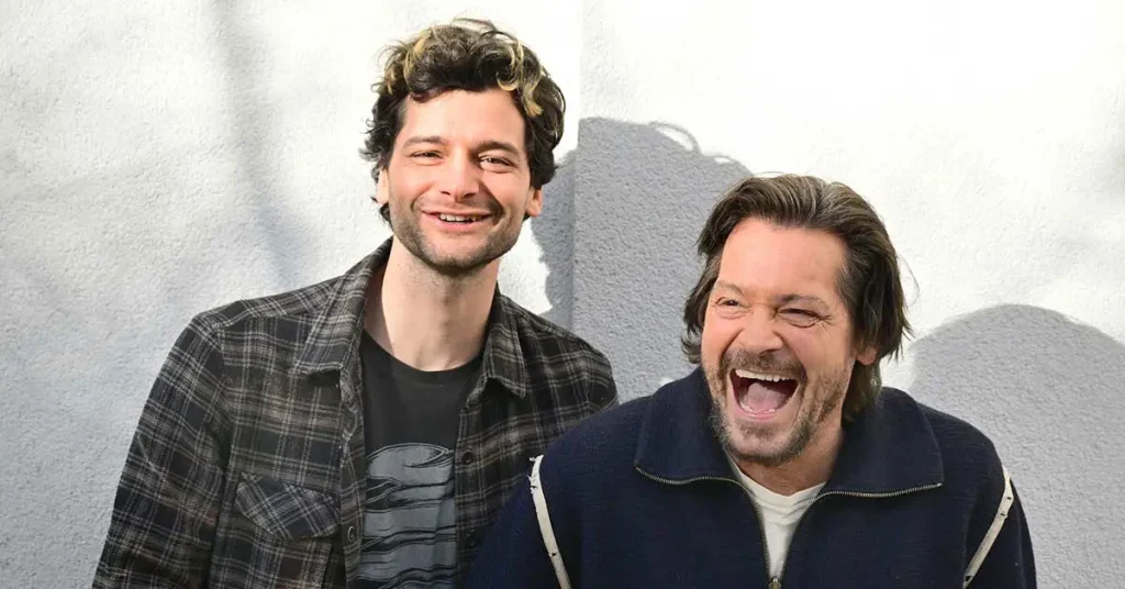 wer ist die mutter von aaron karl Tagesablauf
