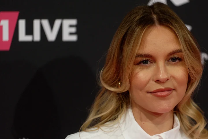 dagi bee vermögen Unternehmerische Projekte